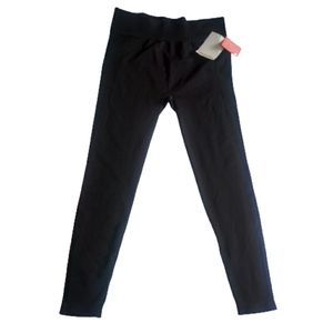 MARIKA Black Dry Wik Capri Activewear